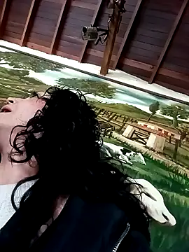 mijal queen online show from 12-29-24, 05:01