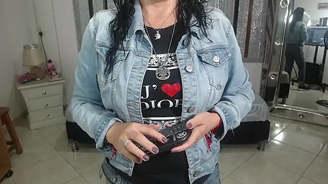 mijal queen online show from 02-07-25, 02:29