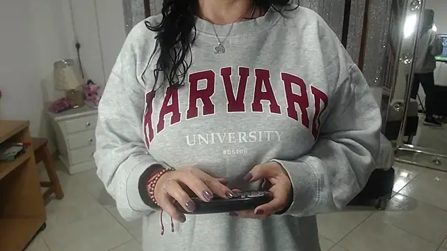 mijal queen online show from 02-15-25, 02:47