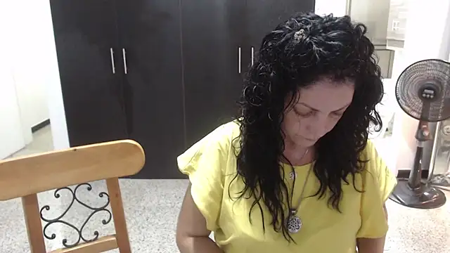 mijal queen online show from 03-21-25, 02:50