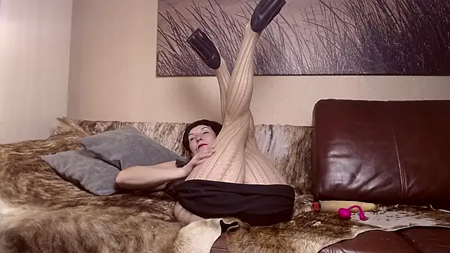 ElizabethLong online show from 04-27-26, 08:56