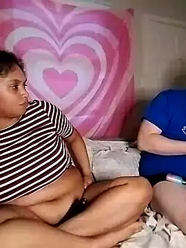 TasteeKitty online show from 03-01-25, 01:43