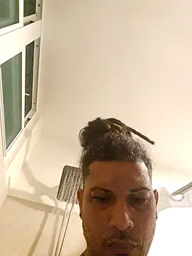 Snapshot of tropikboy chatting on 02-03-25, 10:03 tropikboy online show from 02-03-25, 10:03