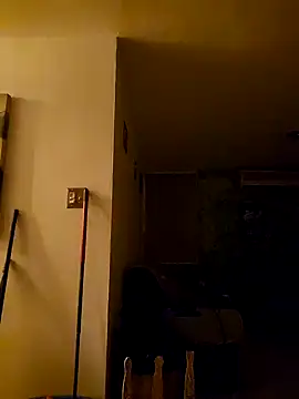 Snapshot of tropikboy chatting on 09-24-25, 09:45 tropikboy online show from 09-24-25, 09:45