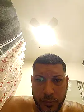 Snapshot of tropikboy chatting on 12-05-25, 09:51 tropikboy online show from 12-05-25, 09:51