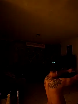 Snapshot of tropikboy chatting on 12-16-25, 09:47 tropikboy online show from 12-16-25, 09:47