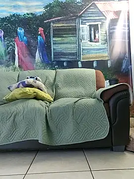 Snapshot of tropikboy chatting on 01-08-26, 11:56 tropikboy online show from 01-08-26, 11:56