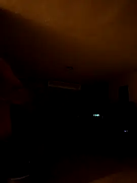 Snapshot of tropikboy chatting on 01-14-26, 09:48 tropikboy online show from 01-14-26, 09:48