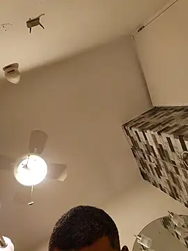 Snapshot of tropikboy chatting on 01-15-26, 09:47 tropikboy online show from 01-15-26, 09:47