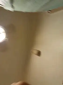 Snapshot of tropikboy chatting on 02-10-26, 09:46 tropikboy online show from 02-10-26, 09:46