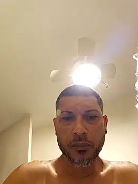 Snapshot of tropikboy chatting on 02-12-26, 09:59 tropikboy online show from 02-12-26, 09:59