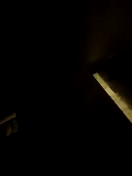 Snapshot of tropikboy chatting on 03-05-26, 11:12 tropikboy online show from 03-05-26, 11:12