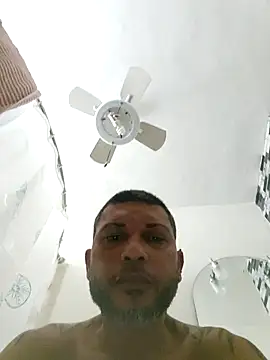 Snapshot of tropikboy chatting on 03-07-26, 02:14 tropikboy online show from 03-07-26, 02:14