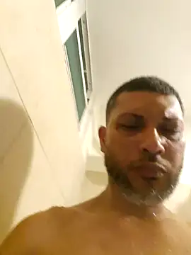 Snapshot of tropikboy chatting on 03-08-26, 02:04 tropikboy online show from 03-08-26, 02:04