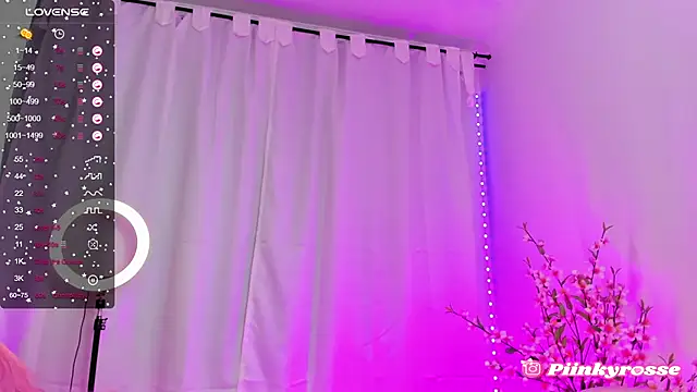 rosseblondee online show from 02-07-25, 09:26