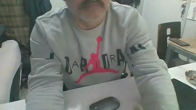 LiONTURK online show from 02-19-26, 05:42