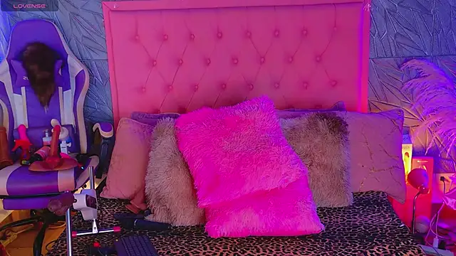 macasweet online show from 04-21-26, 01:42