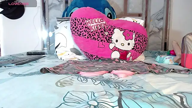 TamyJhonson online show from 06-17-26, 01:12