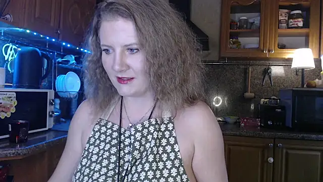 Snapshot of LizaCakes chatting on 01-21-25, 11:13 LizaCakes online show from 01-21-25, 11:13