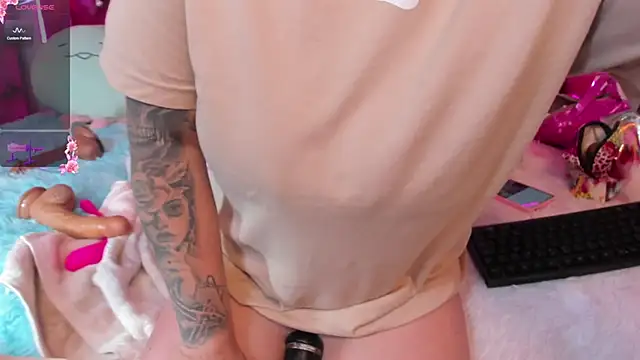 Nara belen online show from 12-15-24, 01:24