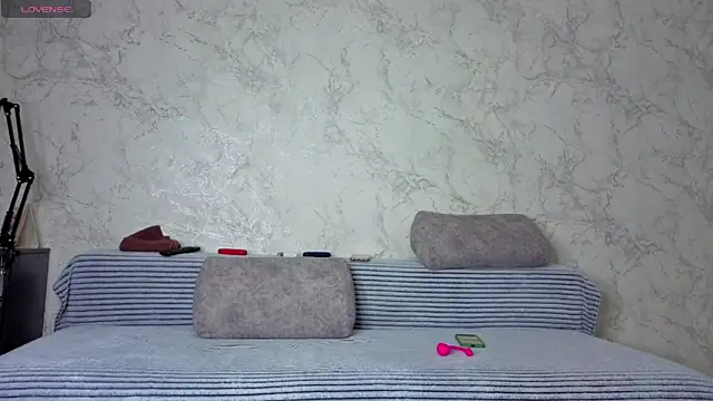 Snapshot of sweeetgirls2021 chatting on 10-04-25, 03:04 sweeetgirls2021 online show from 10-04-25, 03:04