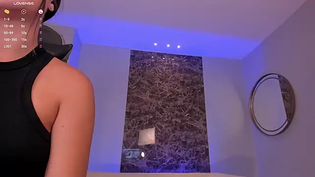 Snapshot of EllaClark chatting on 02-28-25, 02:20 EllaClark online show from 02-28-25, 02:20