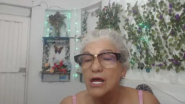 FunnyGrandma online show from 12-13-24, 02:21