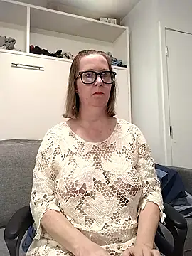 SweetandNaughty1 online show from 01-14-26, 08:25