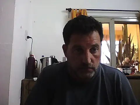 Snapshot of Reload_033 chatting on 04-17-26, 11:57 Reload 033 online show from 04-17-26, 11:57