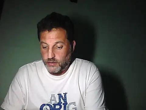 Snapshot of Reload_033 chatting on 04-26-26, 03:48 Reload 033 online show from 04-26-26, 03:48