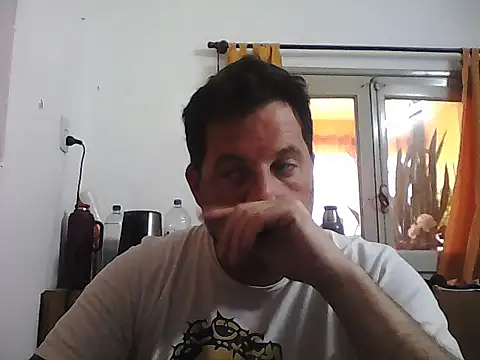 Snapshot of Reload_033 chatting on 04-29-26, 12:31 Reload 033 online show from 04-29-26, 12:31