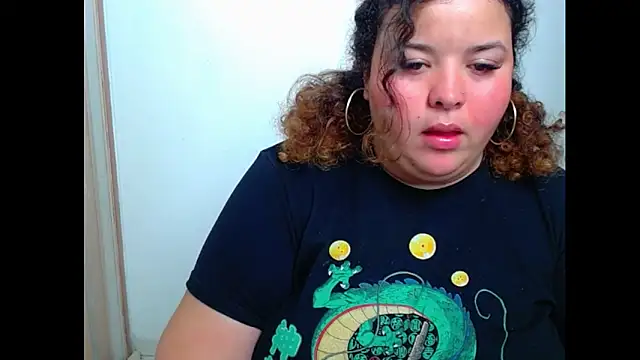 Snapshot of valentinny chatting on 09-18-25, 01:57 valentinny online show from 09-18-25, 01:57