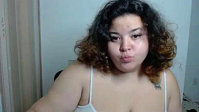 Snapshot of valentinny chatting on 09-26-25, 09:08 valentinny online show from 09-26-25, 09:08