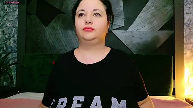 AleshaArabian online show from 01-31-25, 04:58