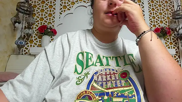 AleshaArabian online show from 09-18-25, 02:35