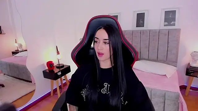 EmmyEvans1 online show from 01-07-25, 07:17