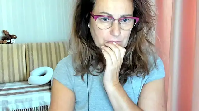 lauraoven online show from 10-19-25, 12:50