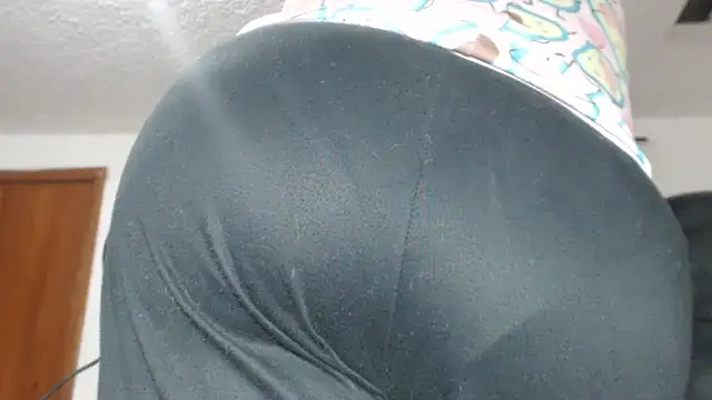 prettyangelsquirt online show from 02-11-25, 03:29