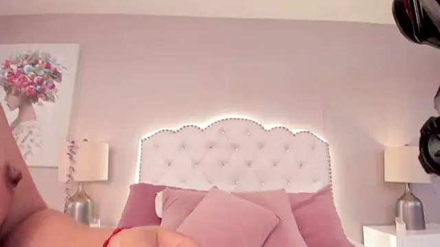 Snapshot of Sofiia_W26 chatting on 03-02-25, 06:16 Sofiia W26 online show from 03-02-25, 06:16