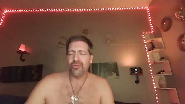 Snapshot of matrikes1 chatting on 12-13-24, 09:52 matrikes1 online show from 12-13-24, 09:52