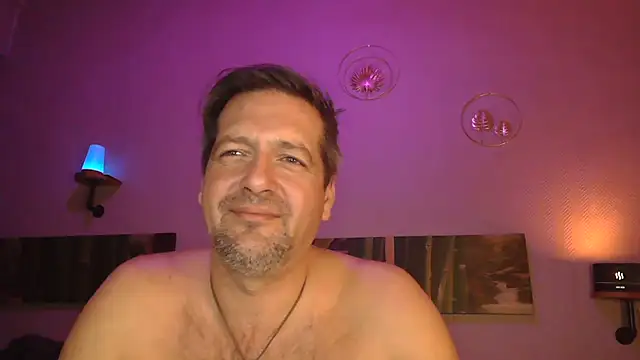 Snapshot of matrikes1 chatting on 02-05-25, 08:46 matrikes1 online show from 02-05-25, 08:46