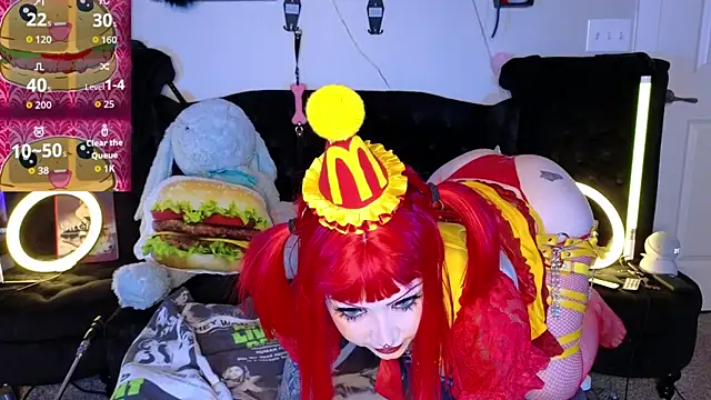 Snapshot of Ivey_and_James chatting on 09-27-25, 08:58 Ivey and James online show from 09-27-25, 08:58