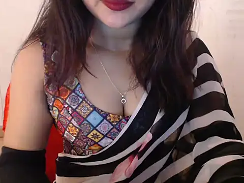 Open Heart Lennon online show from 03-21-25, 04:39