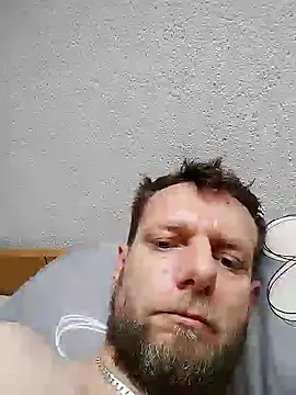 Snapshot of Kw8585kw chatting on 12-13-24, 01:44 Kw8585kw online show from 12-13-24, 01:44