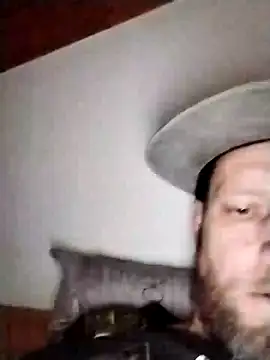 Snapshot of Kw8585kw chatting on 12-19-24, 10:00 Kw8585kw online show from 12-19-24, 10:00