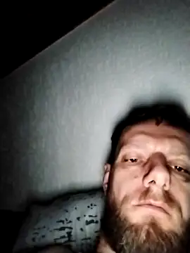 Snapshot of Kw8585kw chatting on 02-13-25, 03:50 Kw8585kw online show from 02-13-25, 03:50