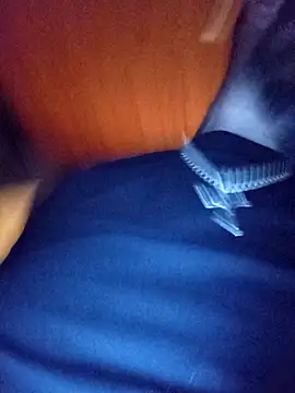 Snapshot of Kw8585kw chatting on 12-05-25, 06:59 Kw8585kw online show from 12-05-25, 06:59