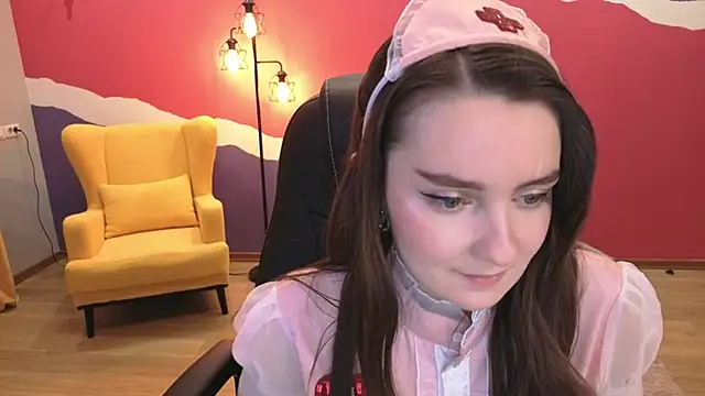 CloudGrace online show from 11-18-25, 06:12