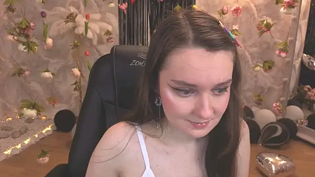 CloudGrace online show from 07-23-26, 06:17