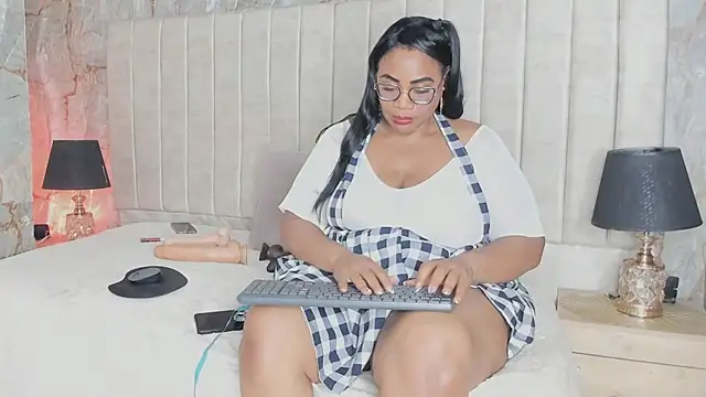 AranzaLatinBlacks online show from 02-19-25, 03:05